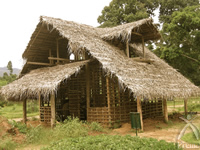 ココヤシの葉で作った屋根
