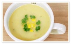 玄米スープと野菜スープを使ったコーンスープ