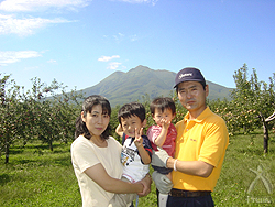 サンふじと王林:対馬さんご一家