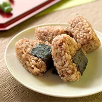 三和農産 出雲阿国の玄米おにぎり （有機栽培JASコシヒカリ） 5個入