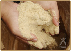 私たちの主食であるお米を精米すると米糠がでます