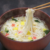 比叡ゆば 三色湯葉入り にゅうめん 64.6g(めん55g)/1人前
