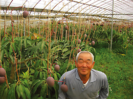 大城新栄さん