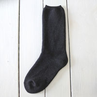 ナチュラルスタイル 葛衣（くずごろも） 葛和紙パイル編みソックス（レギュラー丈） チャコール／22-24cm