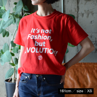 プレマルシェ It's REVOLUTION Tシャツ レッド／ＸＳサイズ
