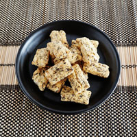 ひじきおかき 塩 53g