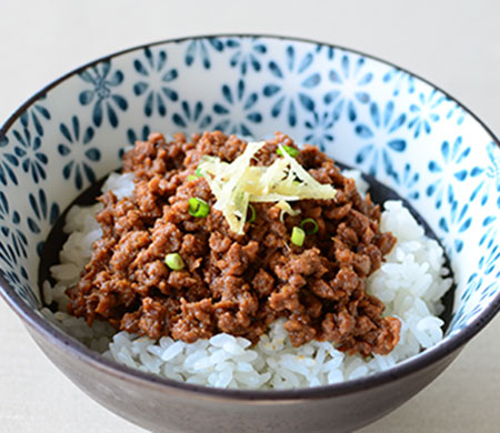 ベジそぼろ丼