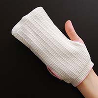 EM美人 Thumbhole タテ約18cm×ヨコ約10cm